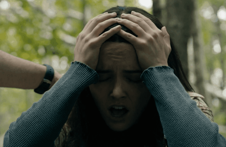 Julie reacts after her storywalking bookmark fails in FROM Season 4 Episode 4