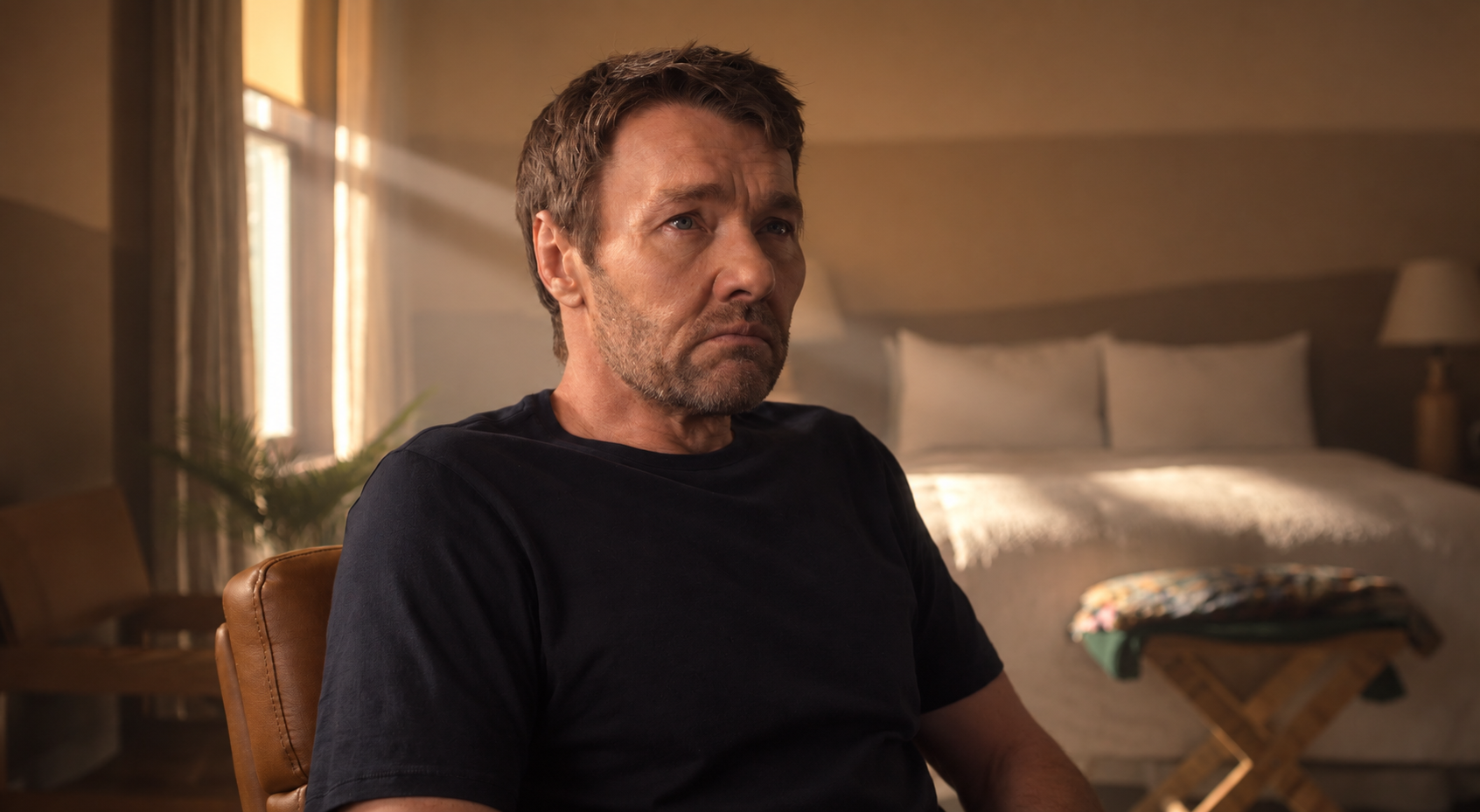 Jason Dessen sits alone after Daniela leaves in Dark Matter Season 2 Episode 4